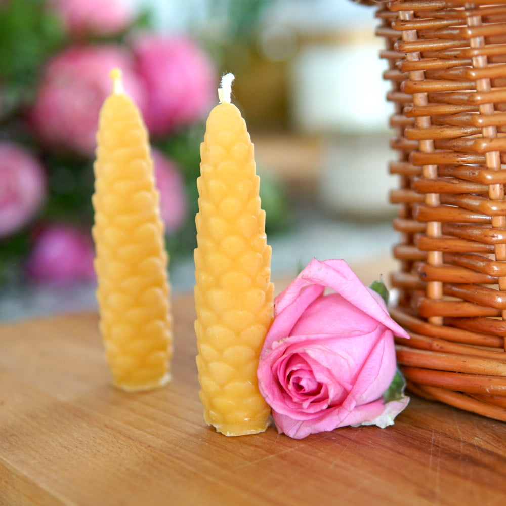 Candle No.6 made of beeswax