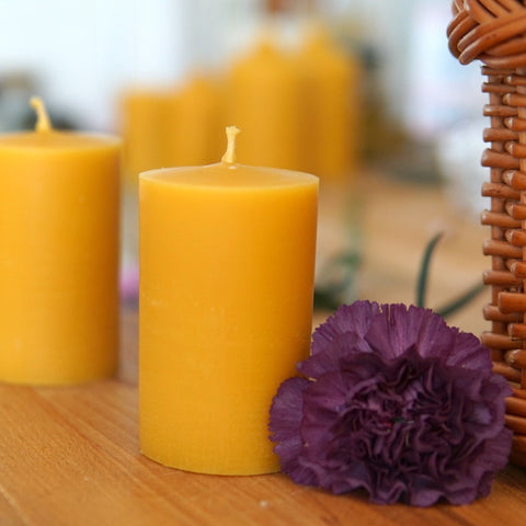 Candle No.9 made of beeswax